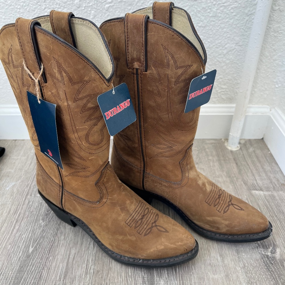 NWT Durango Women’s Cowboy Boots